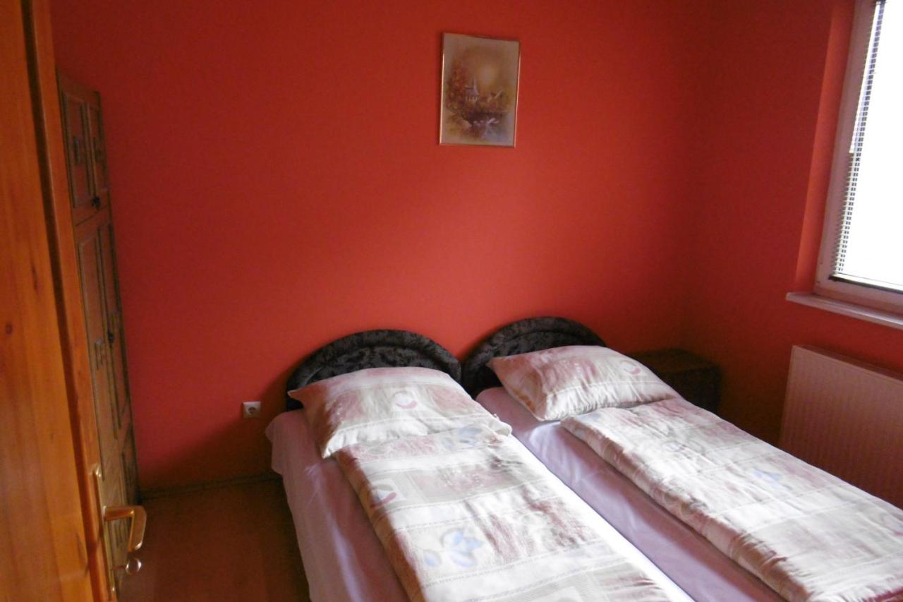 Lala Apartmanok Balatonboglár Exterior foto